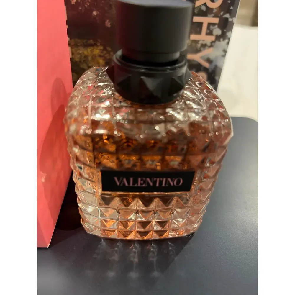 Valentino Donna Born in Roma, 3.4 oz - Picture 3 of 7